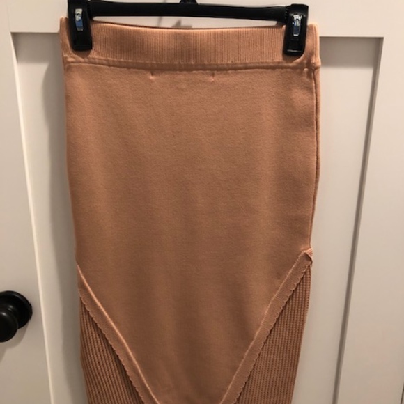 NEW! Rachael Roy Pencil Skirt - Picture 3 of 5